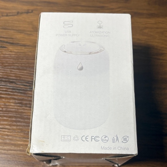 Other - Compact White And Pink Ultrasonic Mini Humidifier